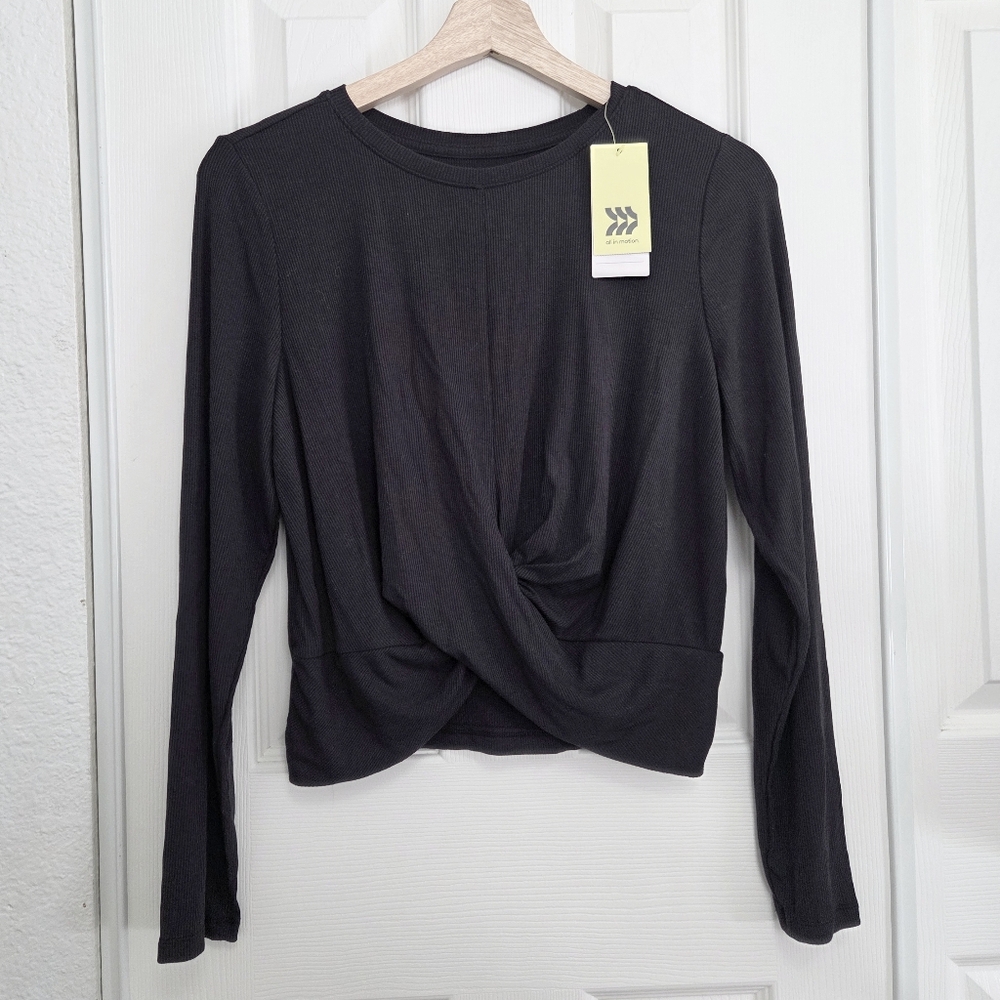 [nwt] all in motion twist front ribbed long sleeve active top
